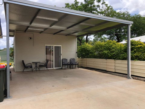 The Retreat - Accommodation Sunshine Coast 0