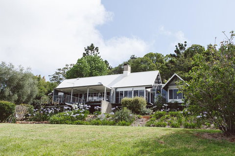 The Retreat Tamborine Mountain - Accommodation Sunshine Coast 0