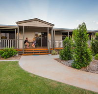 The Rocks Motel - Accommodation Sunshine Coast