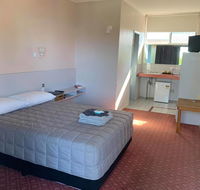 The Royal Motel - Accommodation Sunshine Coast