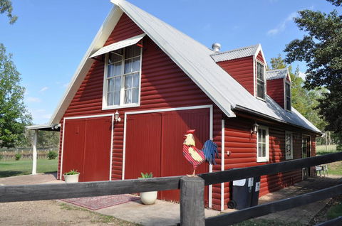 The Stables - Accommodation Sunshine Coast 2