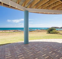 The Whale Watcher' 1/6 Birubi Lane - waterfront unit with stunning views level access - Accommodation Sunshine Coast