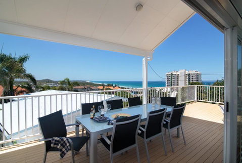 The White House - Central Coolum With Spectacular Ocean Views And WiFi - Accommodation Sunshine Coast 3