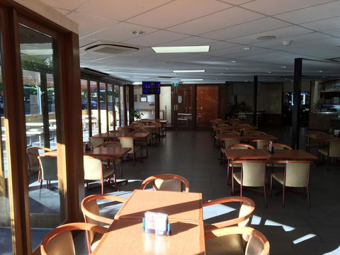 Time And Tide Hotel Motel - Accommodation Sunshine Coast 2