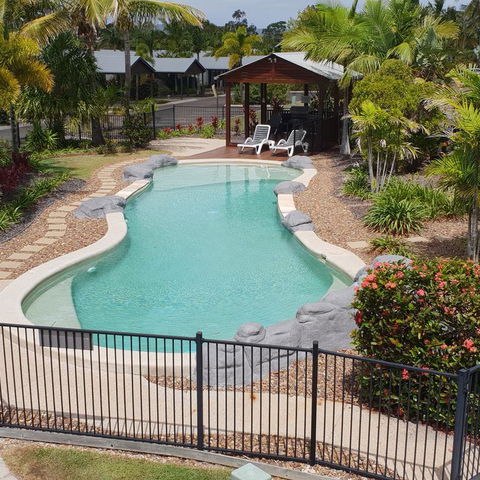 Tin Can Bay Marina Villas - Accommodation Sunshine Coast 2