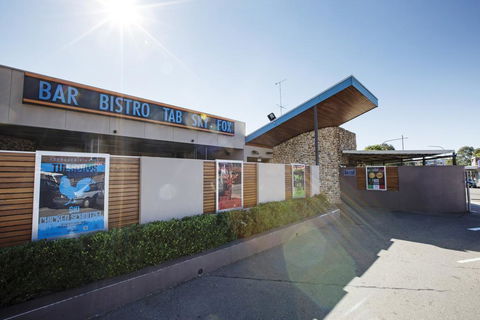 Toongabbie Hotel - Accommodation Sunshine Coast 3