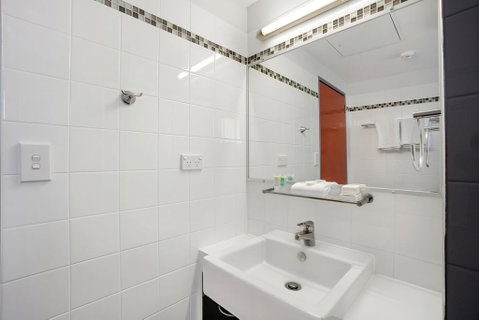 Toowong Inn & Suites - Accommodation Sunshine Coast 3