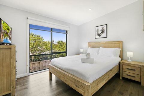 Top Class Beach Front Tootgarook - Accommodation Sunshine Coast 3