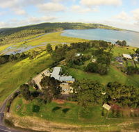 Top of the Lake Holiday Units - Accommodation Sunshine Coast