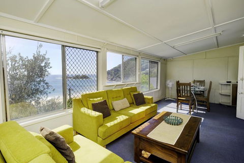 TRADEWINDS - Accommodation Sunshine Coast 1