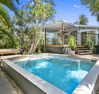 Tranquil  tropical Sunshine Beach - Accommodation Sunshine Coast