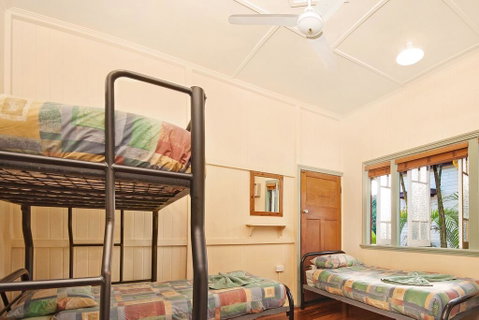 Travellers Oasis - Accommodation Sunshine Coast 1