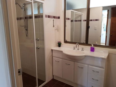 Tropical Coast Retreat - Pet Friendly - Accommodation Sunshine Coast 2