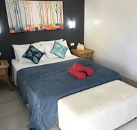 Tropical Lodge - Accommodation Sunshine Coast