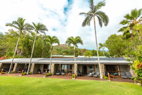 Turtle Cove Beach Resort - Adults Only LGBTQIA & Allies - Accommodation Sunshine Coast 1