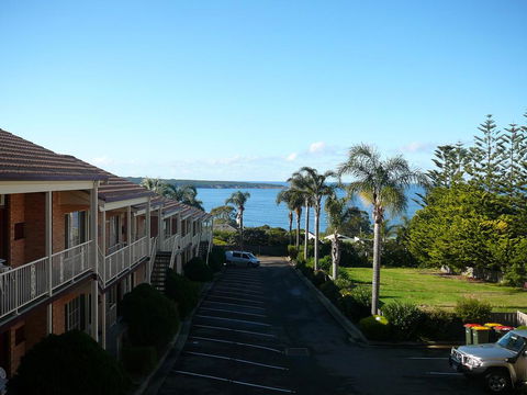 Twofold Bay Motor Inn - Accommodation Sunshine Coast 0