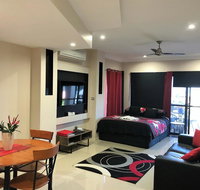 Ultra Modern Private Studio Room - Accommodation Sunshine Coast