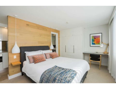 Ultrachic Executive Beach Apartment - Accommodation Sunshine Coast 3