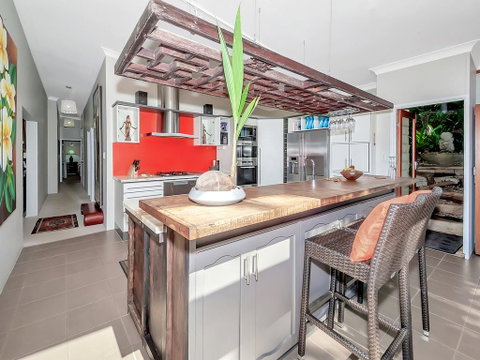 Unique, Tropical Rainforest Getaway - Accommodation Sunshine Coast 3