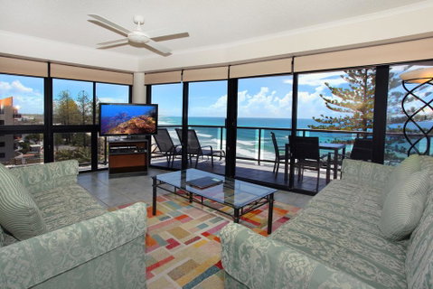 Unit 10, Phoenix Apartments, 1736 David Low Way, Coolum Beach - Accommodation Sunshine Coast 3
