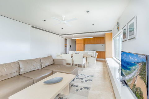 Unit 101 Plantation Resort - Rainbow Beach, Plantation Resort, Second Floor, Aircon, Pool, Spa - Accommodation Sunshine Coast 3