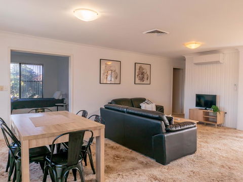 Unit 1@Tee Jays - Accommodation Sunshine Coast 1