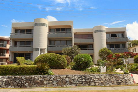 Unit 2, Biriny Lodge, 1686-1689 David Low Way Coolum Beach - Accommodation Sunshine Coast 0
