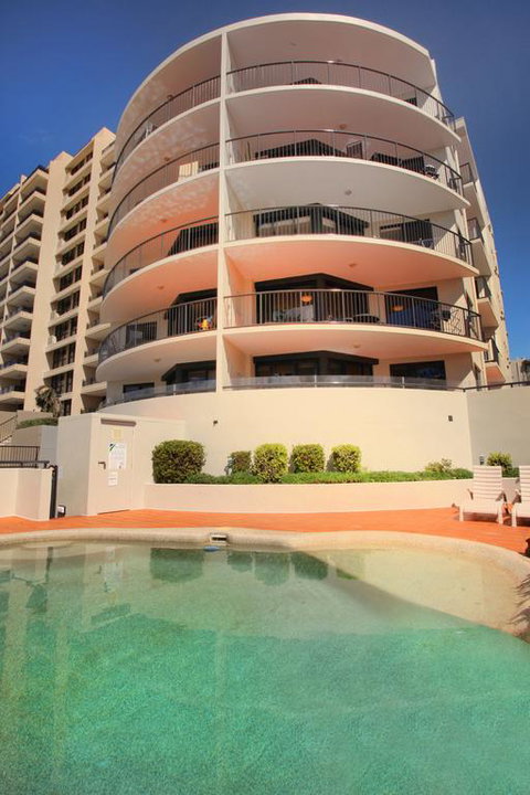Unit 2, The Rocks, 1746 David Low Way Coolum Beach - Accommodation Sunshine Coast 3