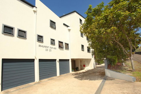 Unit 4, Beaumont Sur Mer, 13 - 15 Pacific Terrace Coolum Beach, 400 BOND, LINEN SUPPLIED - Accommodation Sunshine Coast 2
