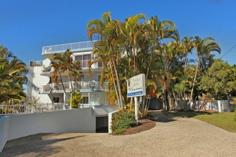 Unit 4, Coolum Sands Apartments, 34 First Avenue Coolum Beach, 400 BOND, LINEN SUPPLIED - Accommodation Sunshine Coast 2