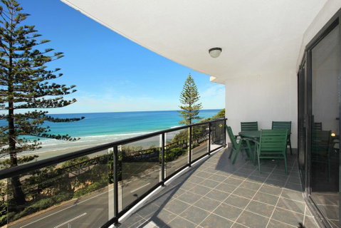 Unit 8, Phoenix Apartments, 1736 David Low Way, Coolum Beach, LINEN INCLUDED, 500 BOND - Accommodation Sunshine Coast 2