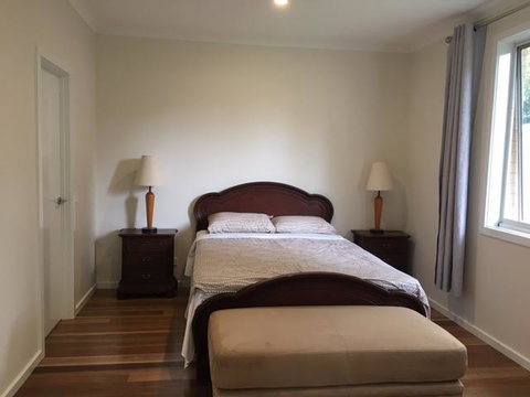 Unit2B - Accommodation Sunshine Coast 1