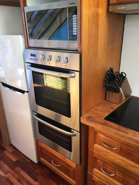 VaderHaus - Accommodation Sunshine Coast 2