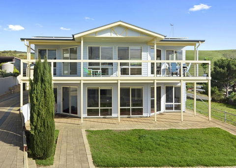 VALLEY VIEWS - 10 Valley Heights Drive - Accommodation Sunshine Coast 2