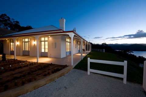 Villa Talia Tasmania - Accommodation Sunshine Coast 2