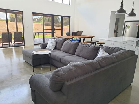 Vines And Stars - Accommodation Sunshine Coast 0
