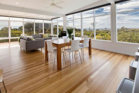 Vision Ave - Accommodation Sunshine Coast 2