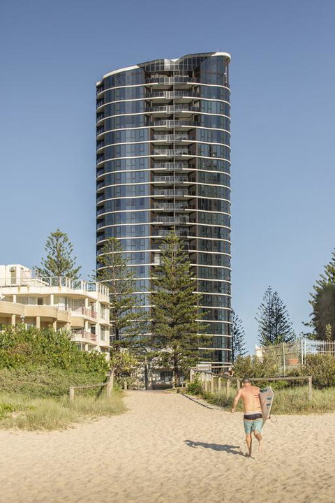 Vue Broadbeach - Accommodation Sunshine Coast 3