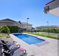Vue de la Mer Luxury Family Retreat with tennis court pool spa water views - Accommodation Sunshine Coast