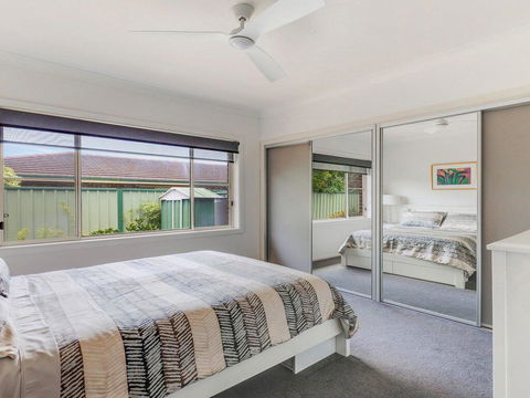 Walling-Clifton Gardens - Backing Onto Golf Course - Accommodation Sunshine Coast 1