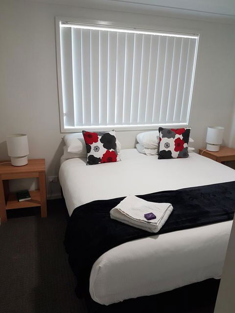 Wallsend Executive Apartments - Accommodation Sunshine Coast 2