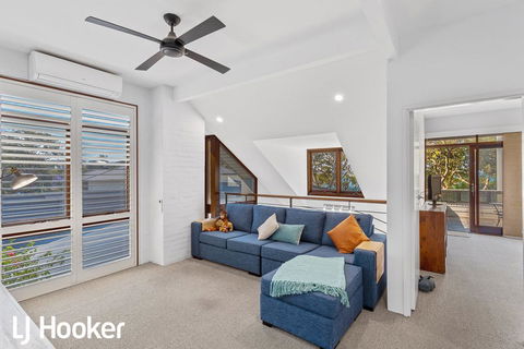 Wanda Waterview - Tranquil Treetop Surrounds - Accommodation Sunshine Coast 2