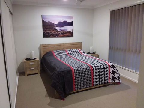 Waratah And Wattle Apartments - Accommodation Sunshine Coast 2