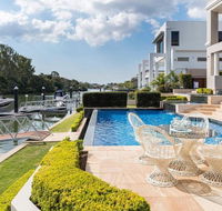 Waterfront Home / Amazing place to be - Accommodation Sunshine Coast