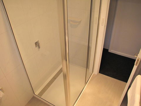 Clarke Street - Accommodation Sunshine Coast 4