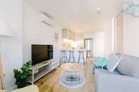 Plush 2BR CBD Apartment Near Southern Cross