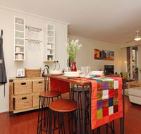 Colour Pop Fitzroy - 3 bedroom pet friendly - Accommodation Sunshine Coast
