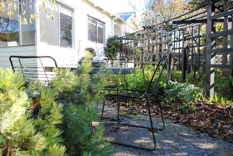 Bed Of Roses - Accommodation Sunshine Coast 44