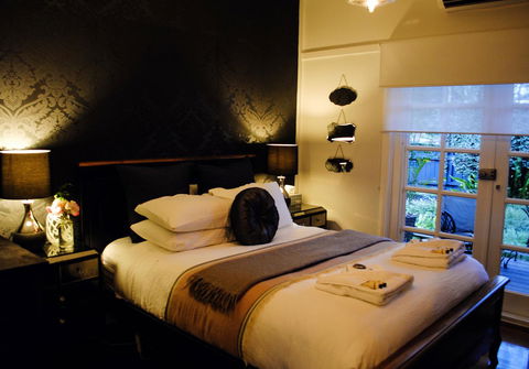 Bed Of Roses - Accommodation Sunshine Coast 19