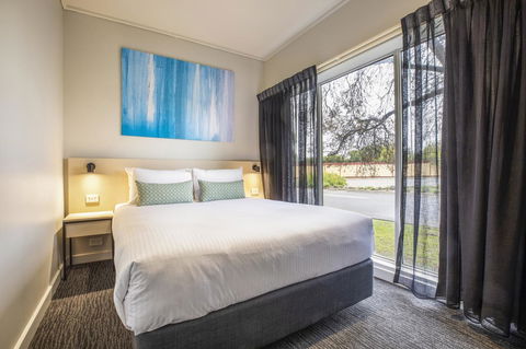 Nightcap At Excelsior Hotel - Accommodation Sunshine Coast 1
